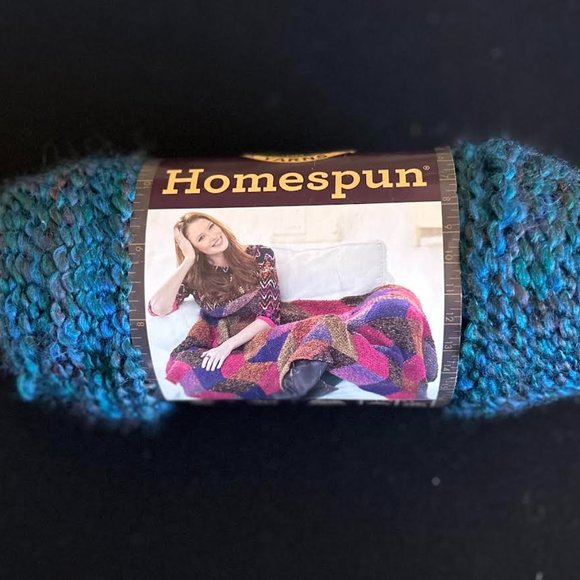 Lion Brand Yarns Other - Homespun Yarn Lagoon Blue 1 Skein Boucle